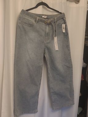 Vigoss Light Wash Blue Wide-Leg Jeans